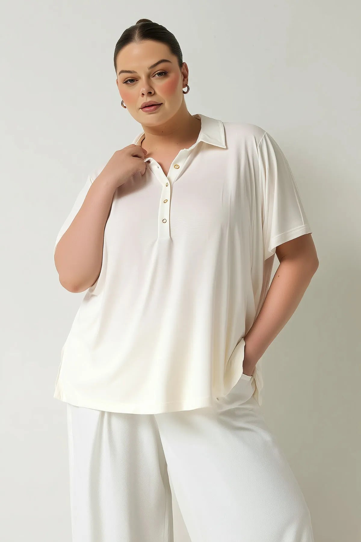 Büyük Beden Kadın Polo Yaka T-shirt Büyük Beden T-Shirt Krem Düz Renk