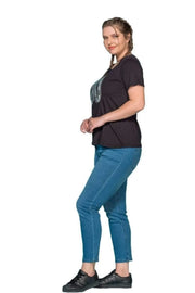 Büyük Beden Kadın Pul Nakışlı T-shirt Büyük Beden T-Shirt Siyah Pamuklu