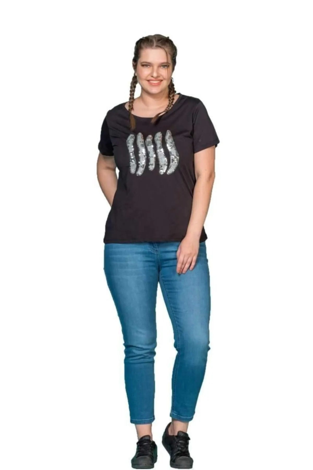Büyük Beden Kadın Pul Nakışlı T-shirt Büyük Beden T-Shirt Siyah Pamuklu