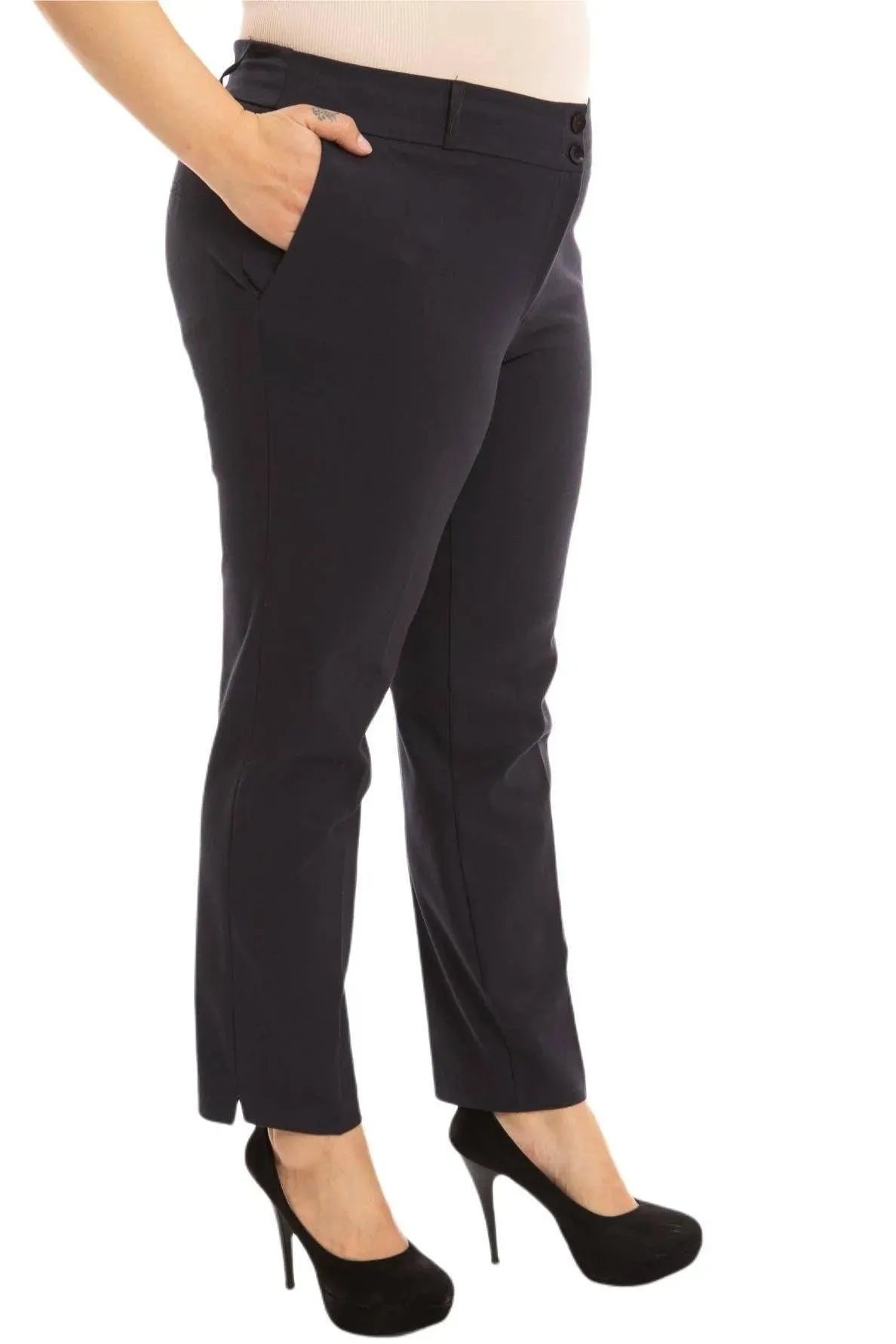 Stil und Komfort vereint: Knöchellange Hose mit Schlitz