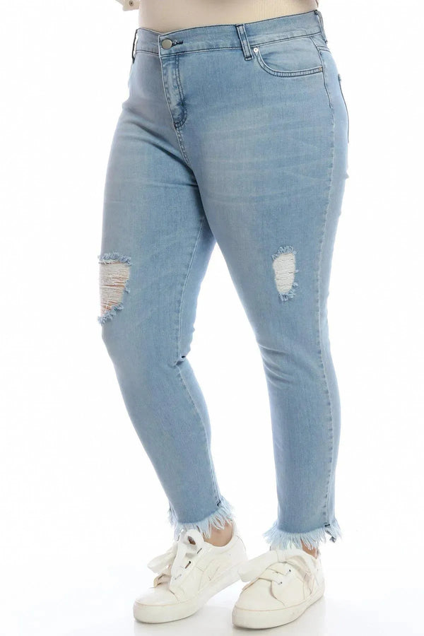 Büyük Beden Kadın Spor ve Günlük Kullanım İçin Ideal: Hanezza Paça Püsküllü Kot Pantolon Büyük Beden Kot Pantolon Açık Mavi Yırtık Detaylı