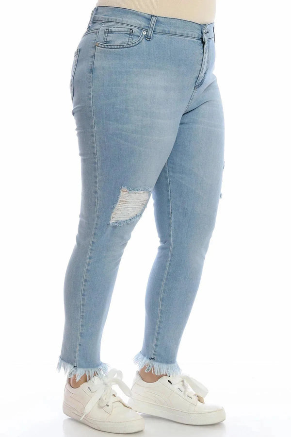 Идеально для спорта и повседневной носки: джинсы Hanezza с бахромой на штанинах